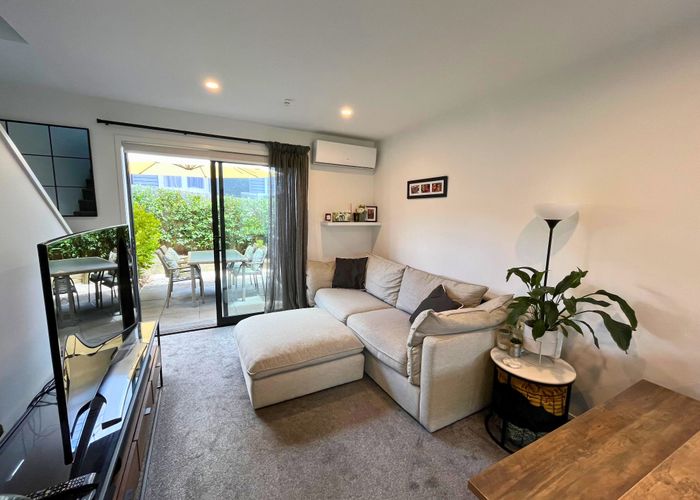  at 5/45 Vera Road, Te Atatu South, Auckland