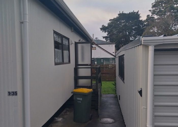  at 1/35 Russell Road, Manurewa, Auckland