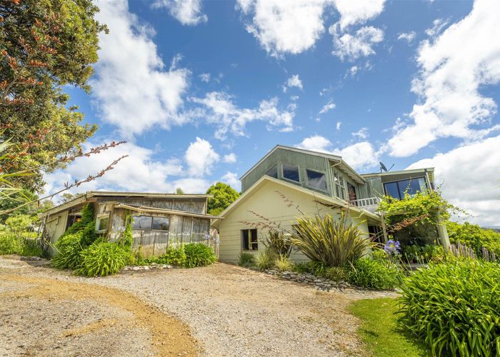  at 14 Lookout Road, Takaka