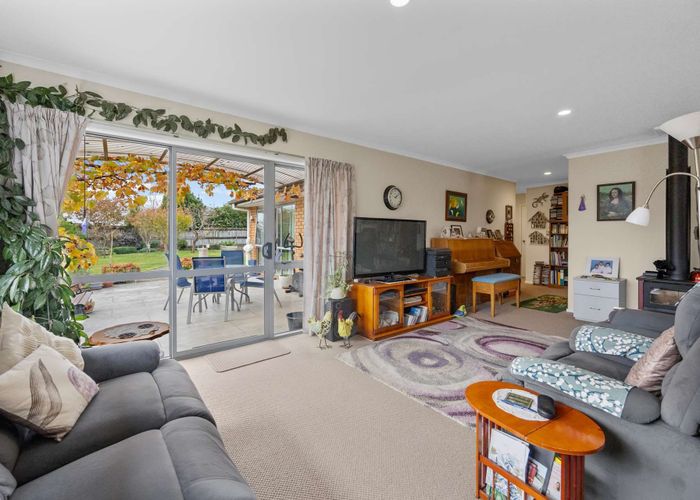  at 3 Tararua Crescent, Carterton