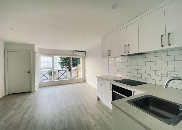  at 2/46 The Drive, Epsom, Auckland