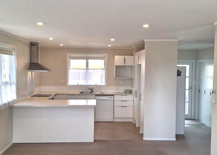  at 62 Waimumu Road, Massey, Waitakere City, Auckland