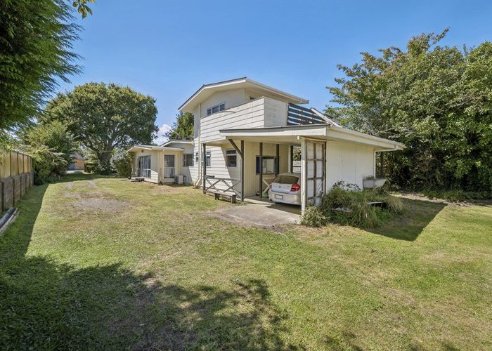  at 64 Robinson Avenue, Holdens Bay, Rotorua, Bay Of Plenty