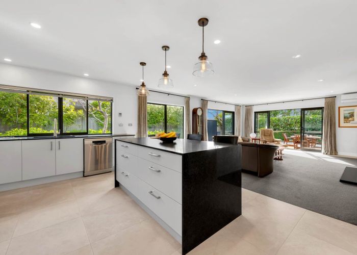  at 10 Harbourside Court, Beachlands, Manukau City, Auckland