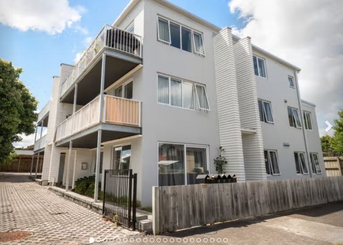  at G01/200 Pilkington Road, Point England, Auckland City, Auckland