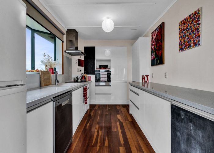  at 14 Borthwick Street, Brixton, Waitara