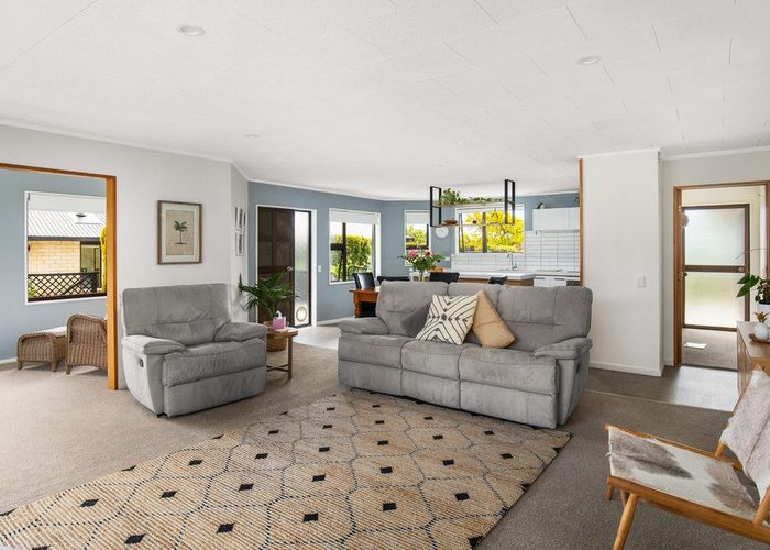  at 7 Peterson Place, Bridge Hill, Alexandra