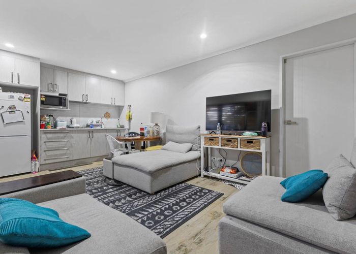  at 28a Poutini Place, Manurewa, Manukau City, Auckland
