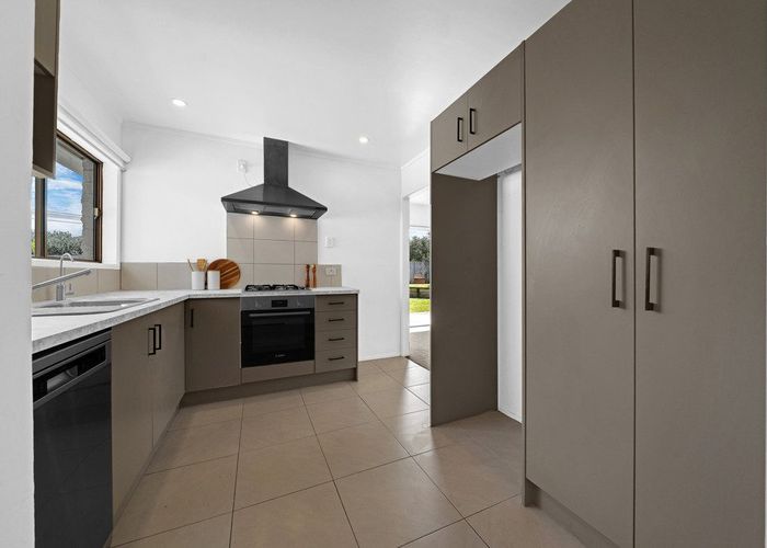  at 3/11 Abercrombie Street, Howick, Manukau City, Auckland