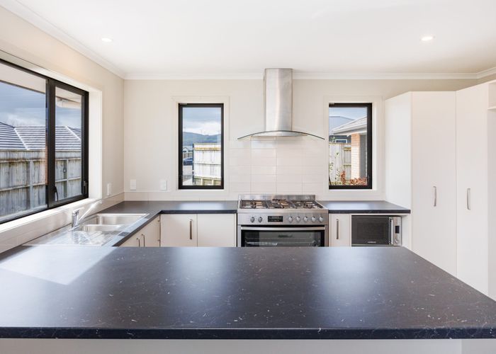  at 8 Gibraltar Way, Fitzherbert, Palmerston North, Manawatu / Whanganui