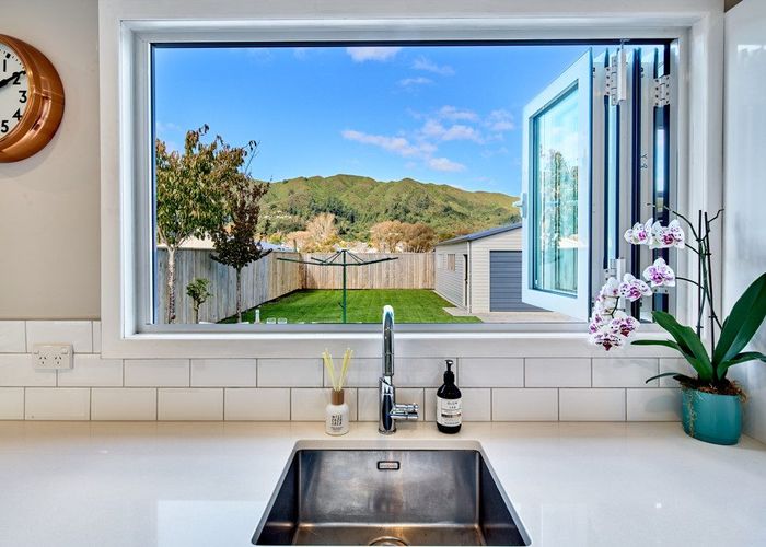  at 33 Gibson Crescent, Naenae, Lower Hutt, Wellington