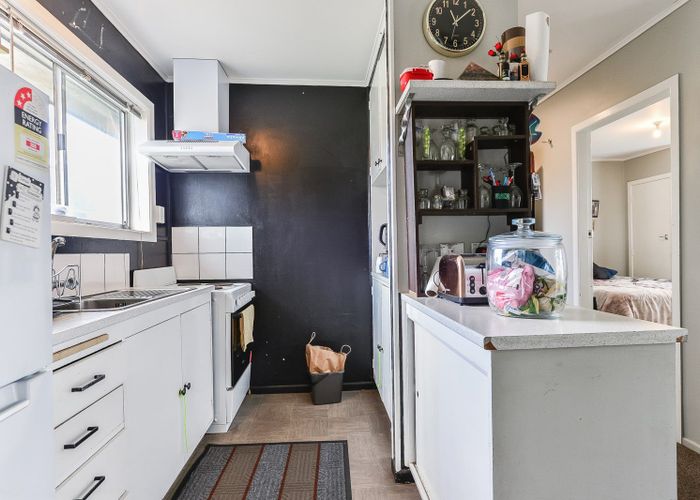  at 409A Dey Street, Hamilton East, Hamilton