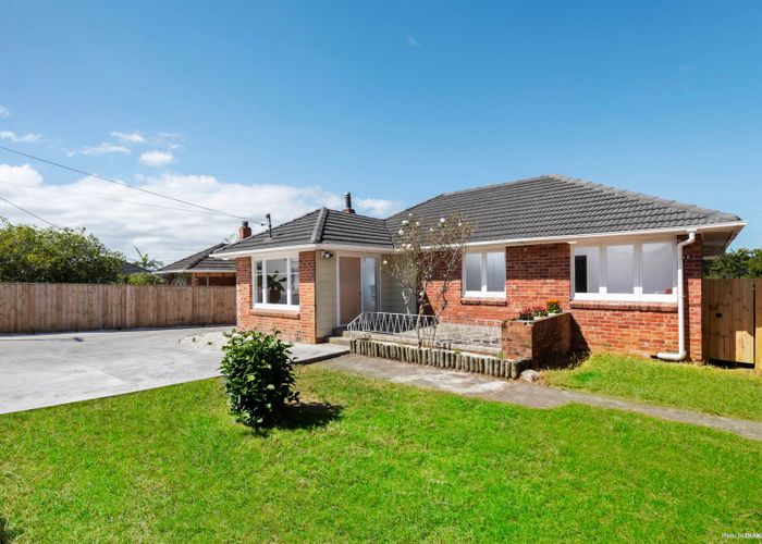  at 24 Toru Street, Te Atatu Peninsula, Auckland