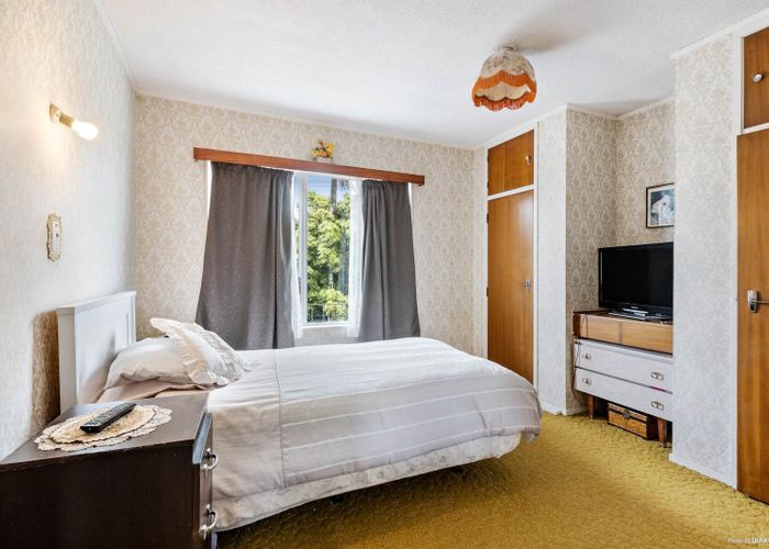  at 1/44 Parkinson Avenue, Owairaka, Auckland