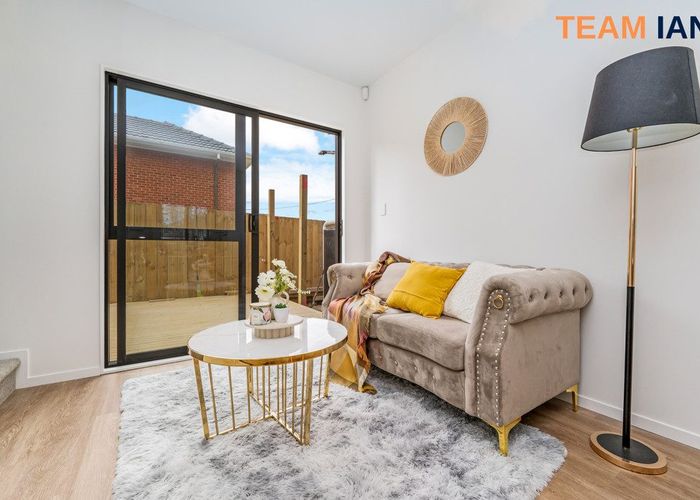  at 442 Old Te Atatu Road, Te Atatu Peninsula, Waitakere City, Auckland