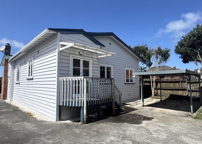  at 1087 Dominion Road, Mount Roskill, Auckland City, Auckland