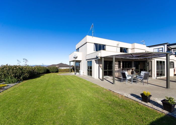  at 84 Churchill Drive, Taradale, Napier, Hawke's Bay