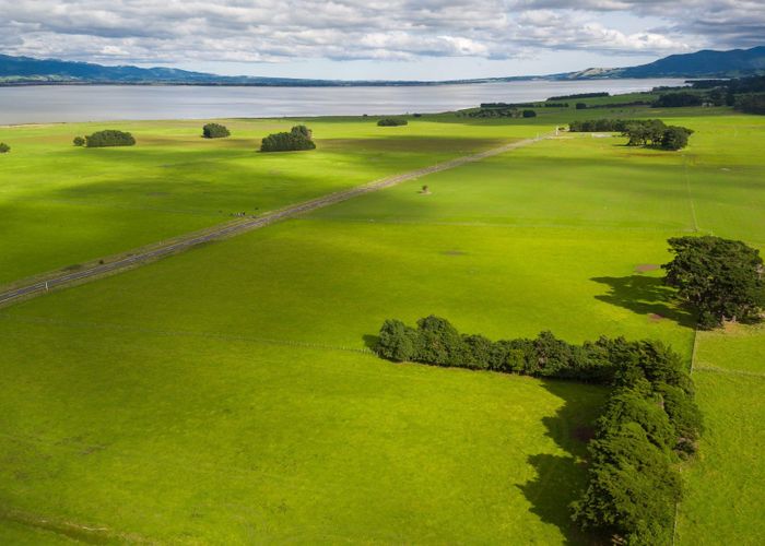 For sale Lot 2, 1072 Western Lake Road, Featherston, South Wairarapa