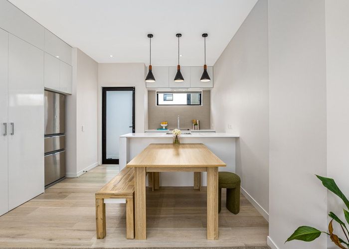 at 10/6 Oswald Crescent, Paparangi, Wellington, Wellington