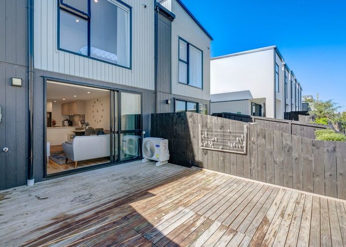  at 18 Hinonga Loop, Millwater, Rodney, Auckland