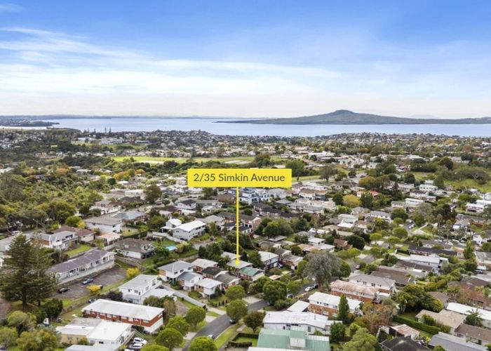  at 2/35 Simkin Avenue, Saint Johns, Auckland City, Auckland