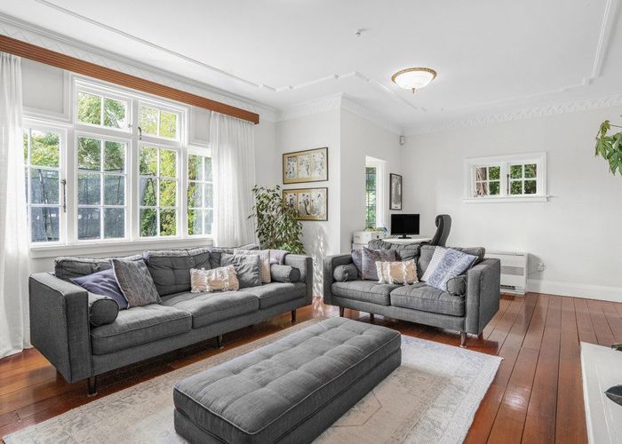  at 82 Woburn Road, Woburn, Lower Hutt