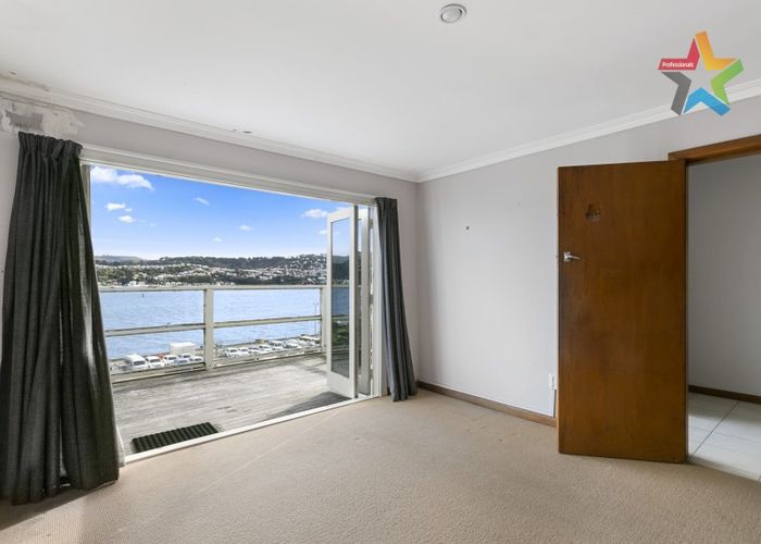  at 46 Shelly Bay Road, Maupuia, Wellington