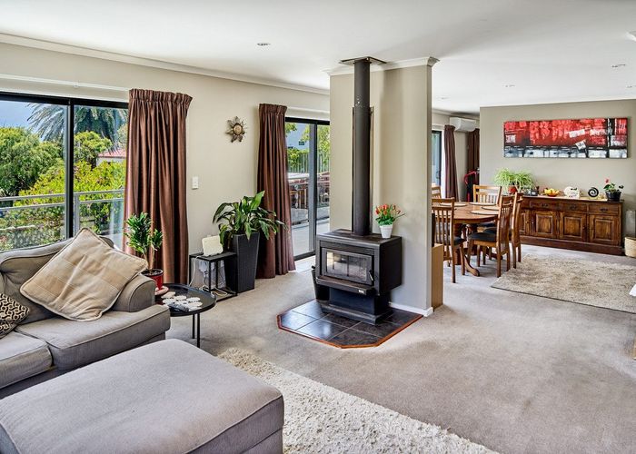  at 21 Inlet View, Titahi Bay, Porirua