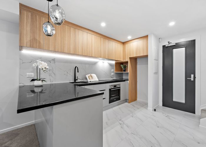  at 10/23 Tudor Road, Henderson, Waitakere City, Auckland