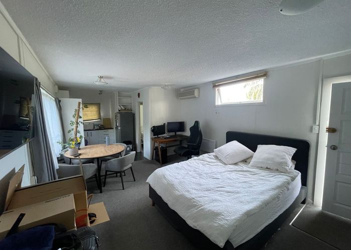  at 52 Tuarangi Road, Grey Lynn, Auckland