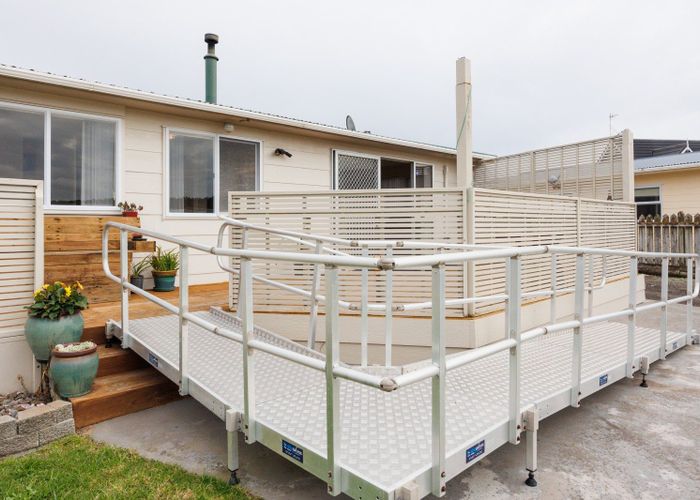  at 20 Thomas Place, Foxton Beach, Horowhenua, Manawatu / Whanganui