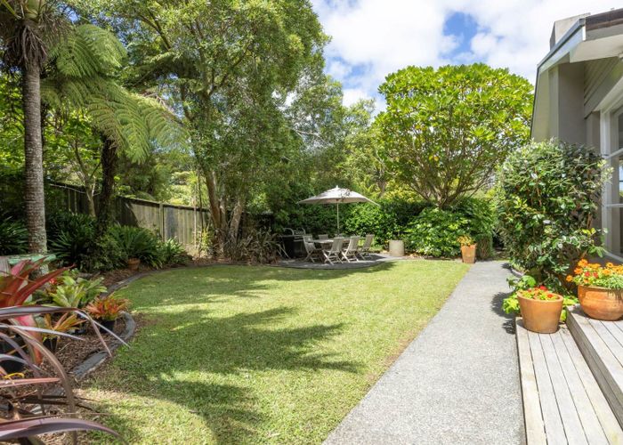  at 541a South Titirangi Road, Titirangi, Waitakere City, Auckland