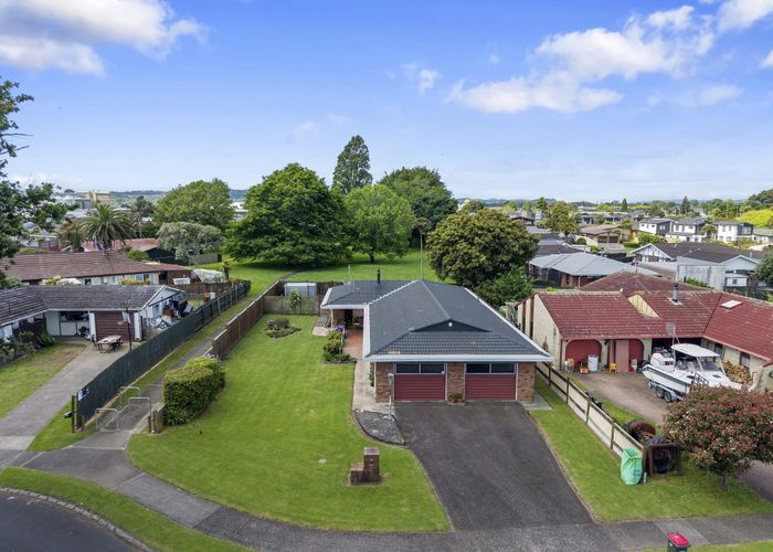  at 13 Glengowan Place, Conifer Grove, Papakura, Auckland