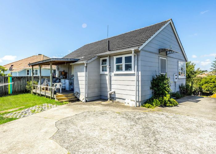  at 27A Potter Avenue, Wesley, Auckland