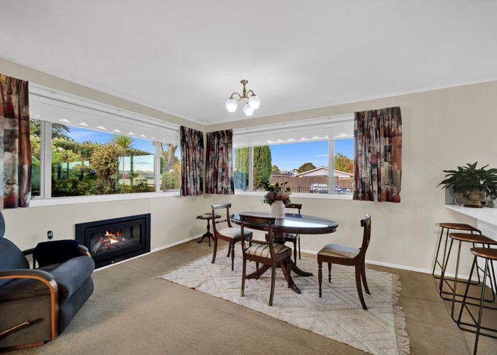  at 287 Avonhead Road, Avonhead, Christchurch City, Canterbury