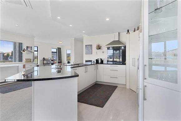  at 9 Hiria Crescent, Papamoa Beach, Tauranga, Bay Of Plenty