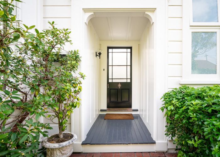  at 165 Karori Road, Karori, Wellington, Wellington