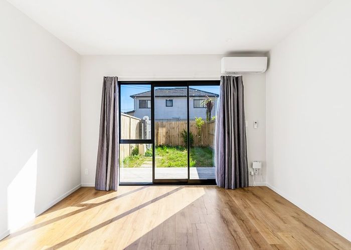  at 9/54 Swanson Road, Henderson, Auckland