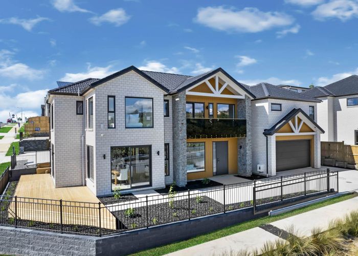  at 32 Black Shed Road, Flat Bush, Manukau City, Auckland