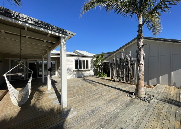  at 39 Pohutukawa Drive, Eskdale, Napier