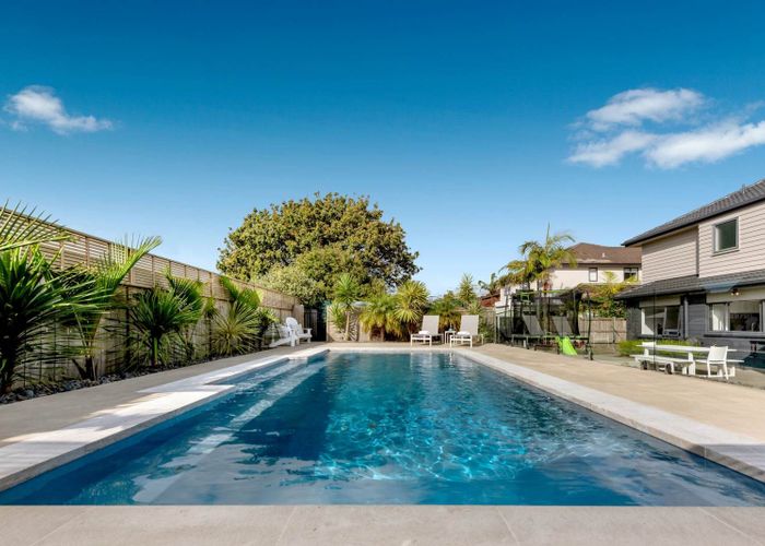  at 21 Pine Harbour Parade, Beachlands, Manukau City, Auckland