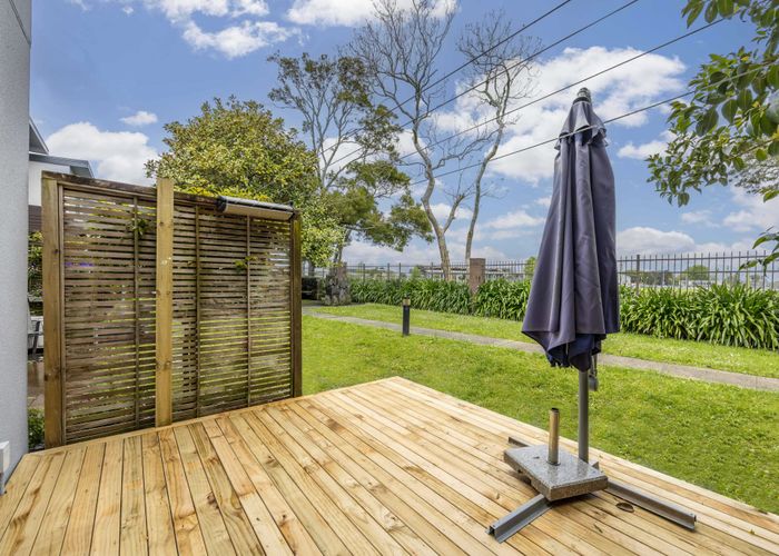  at 40/42 Holly Street, Avondale, Auckland City, Auckland