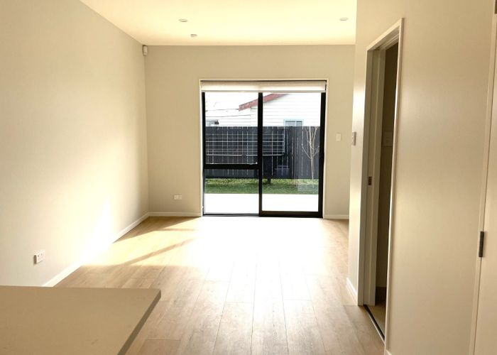  at 7/13 Thomas Road, Mangere, Manukau City, Auckland