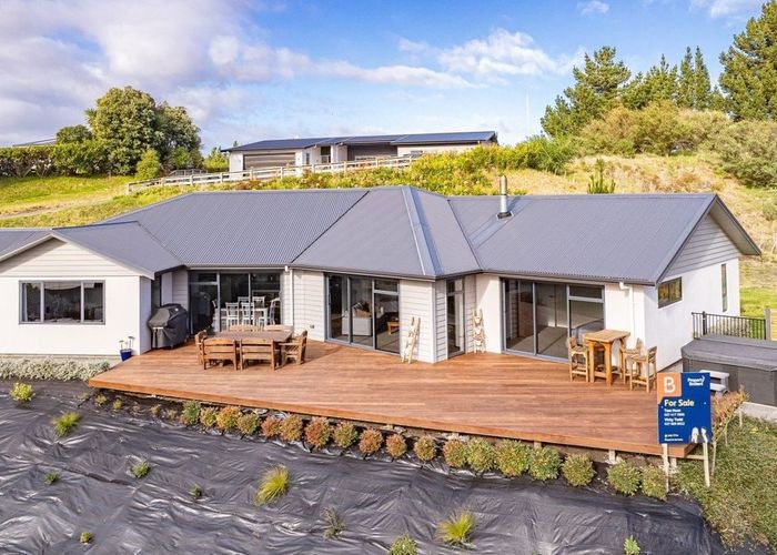  at 43 Montgomery Road, Westmere, Whanganui
