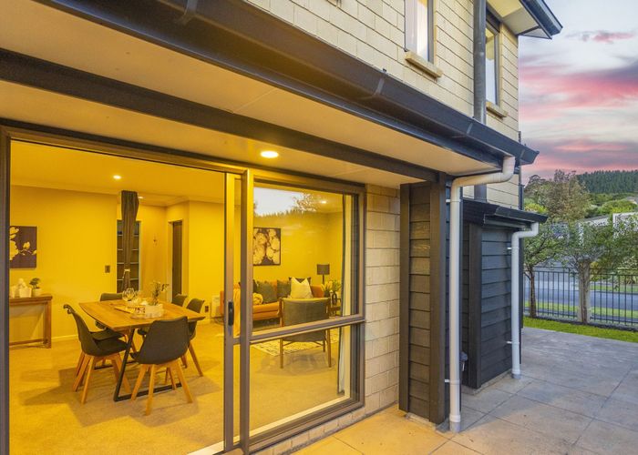  at 19 Bluewater Place, Paraparaumu