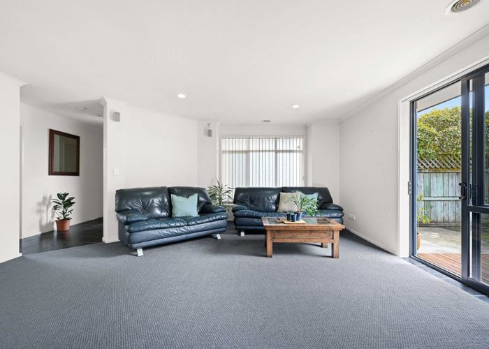 at 18 Salisbury Place, Hamilton East, Hamilton