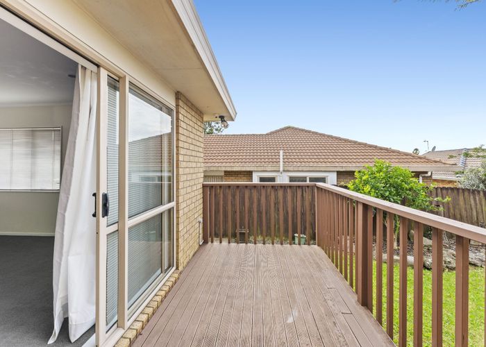  at 2/3 Alta Terrace, Flat Bush, Manukau City, Auckland