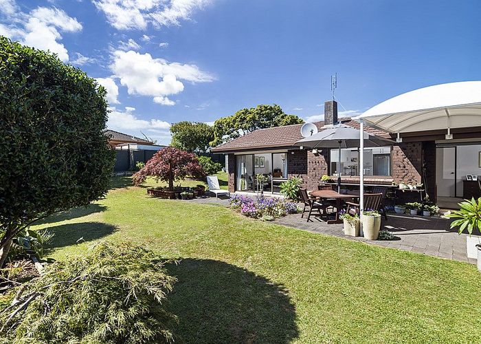  at 176 Prince Regent Drive, Farm Cove, Auckland