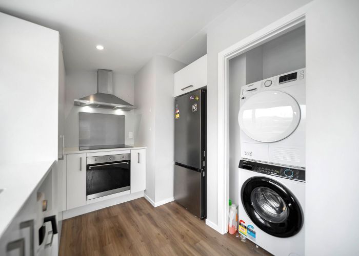  at 3A Hillview Crescent, Paparangi, Wellington, Wellington