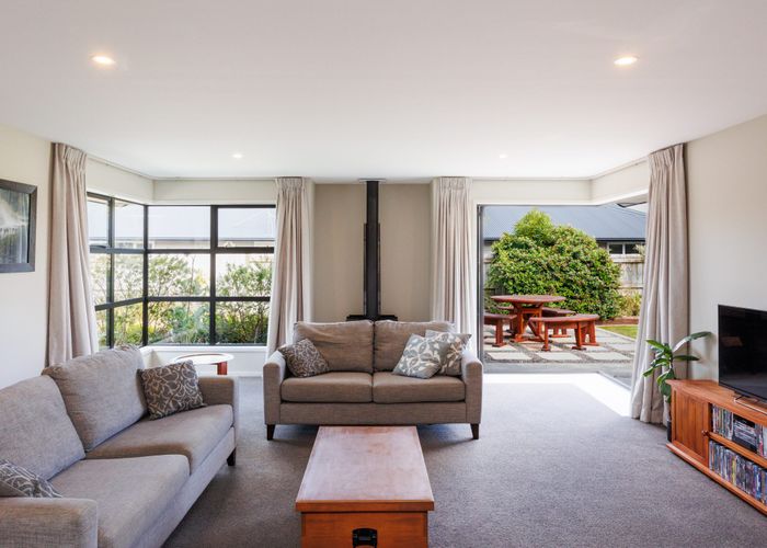  at 6 Monaco Grove, Fitzherbert, Palmerston North